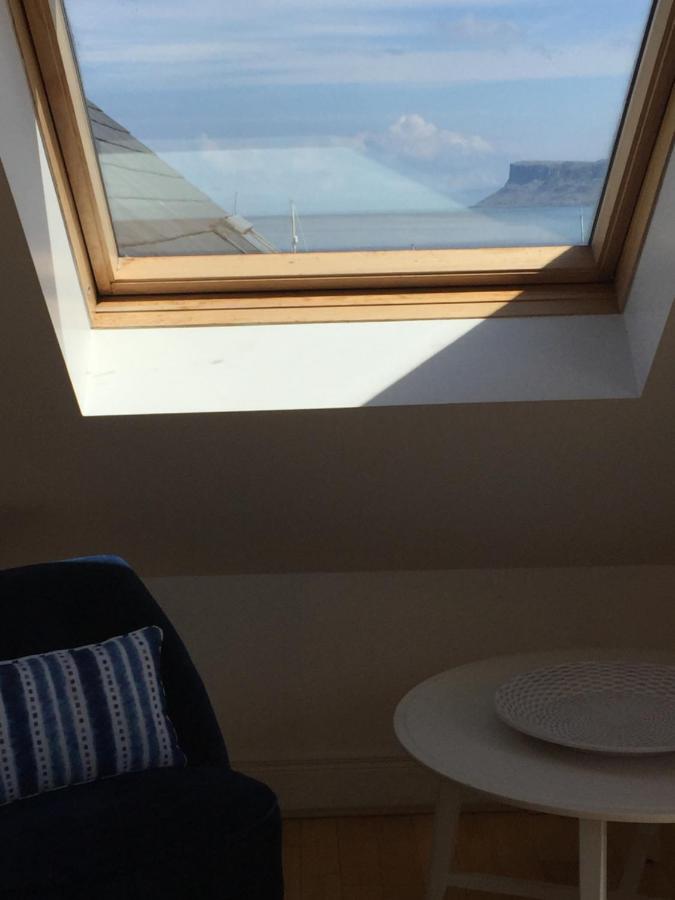Strandview Beach Apartment Ballycastle Exterior photo
